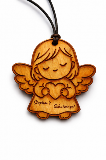 Schutzengel aus Kirschholz personalisiert – Ihr persönlicher Begleiter für Sicherheit und Geborgenheit