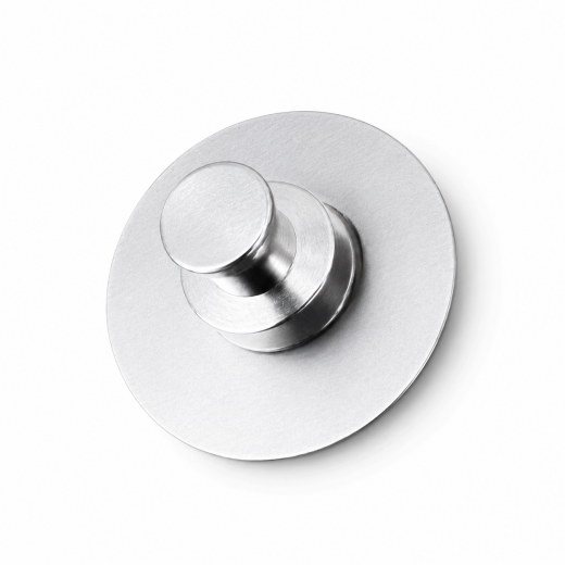 Runder Metall-Pin Ø 23 mm aus echtem Messing, Kupfer oder Edelstahl mit gebürsteter Oberfläche, Lasergravur und Clutch-Pinverschluss aus Metall. Ideal für Mützen, Jacken, Kutten oder Taschen. Eigene Motive sind auf Anfrage möglich.