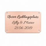 Individuell graviertes Kupferschild aus echtem Kupfer. Die warme, rötliche Oberfläche macht jedes Schild zu einem besonderen Einzelstück. Individuelle Maße bis 120 × 70 mm möglich – ideal für dekorative Schilder, Geschenkartikel, Namensschilder oder klein